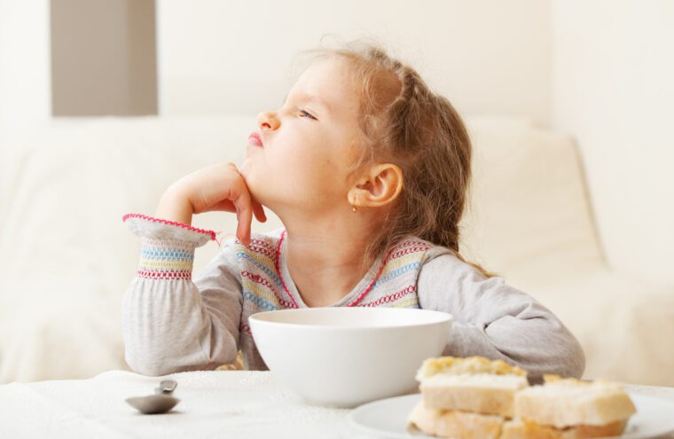 aan-tafel-met-kinderen