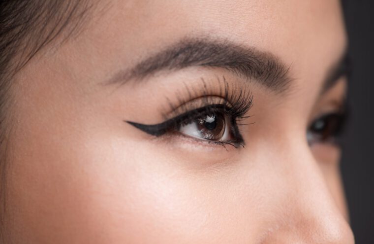 eyeliner