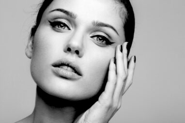 eyeliner